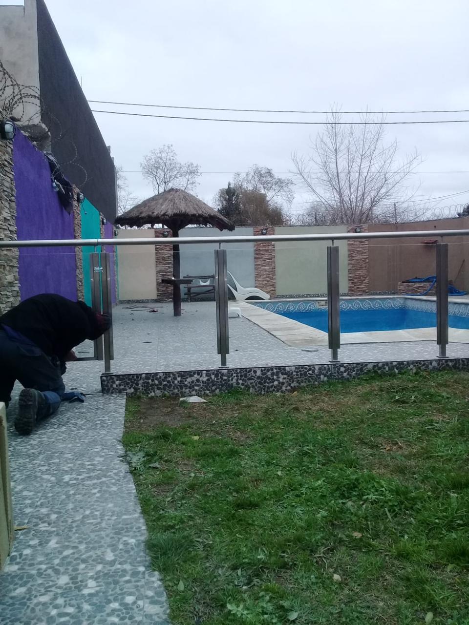 herreria pergolas de hierro y madera
