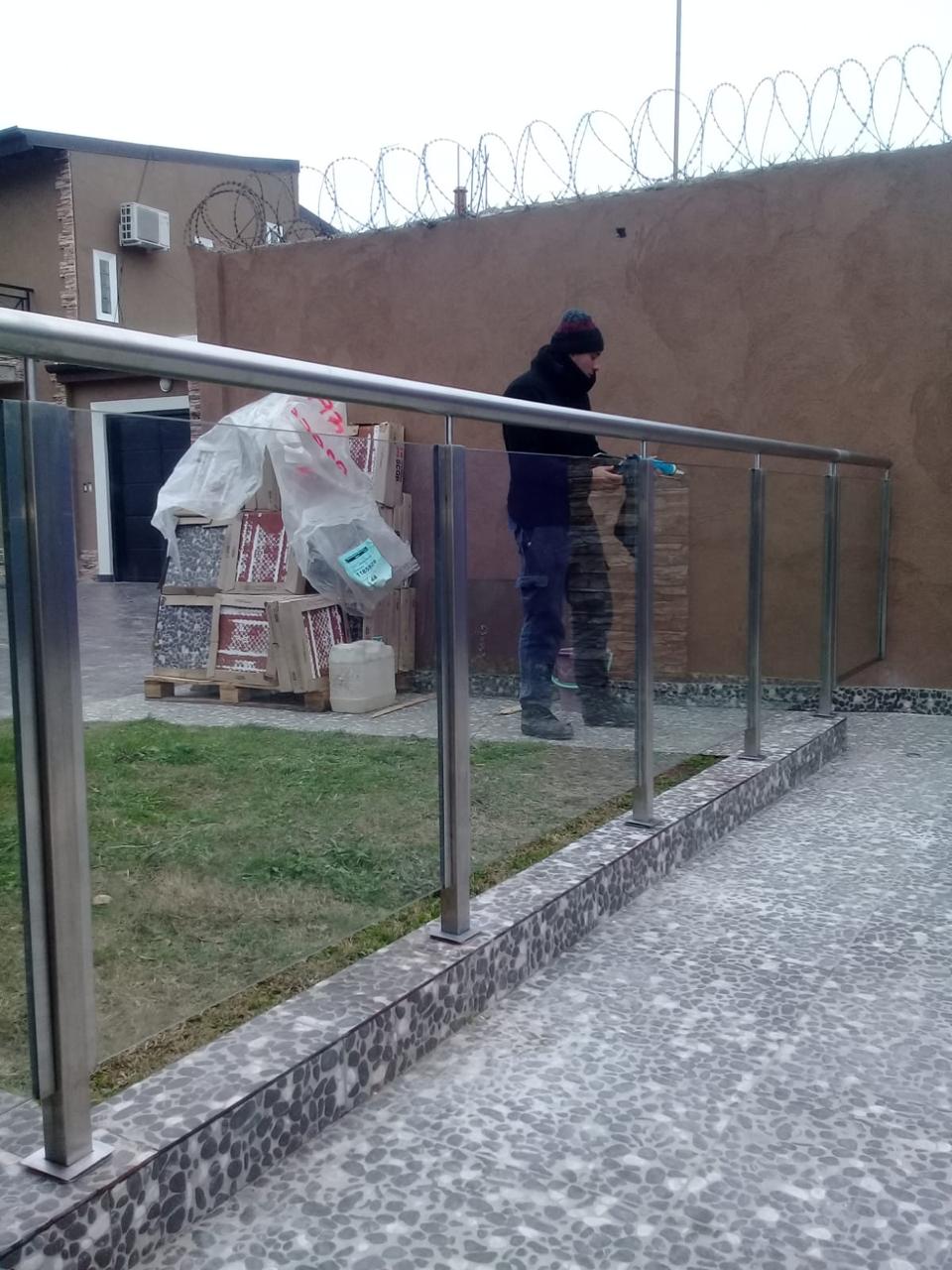 herreria pergolas de hierro y madera