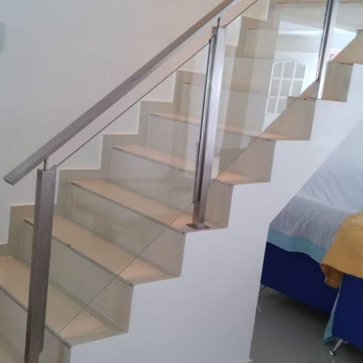 herreria pergolas de hierro y madera