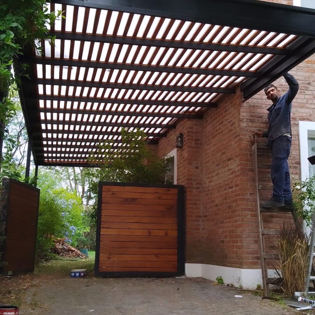 herreria pergolas de hierro y madera